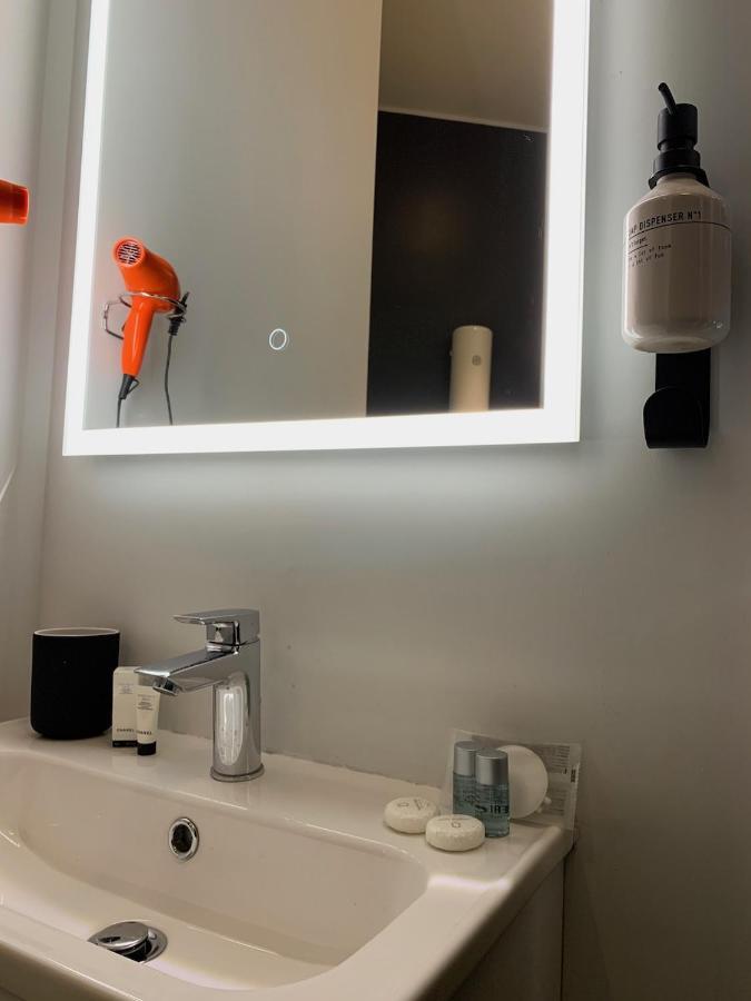 Appartamento Stylish & Cosy House At Fair Milano Esterno foto