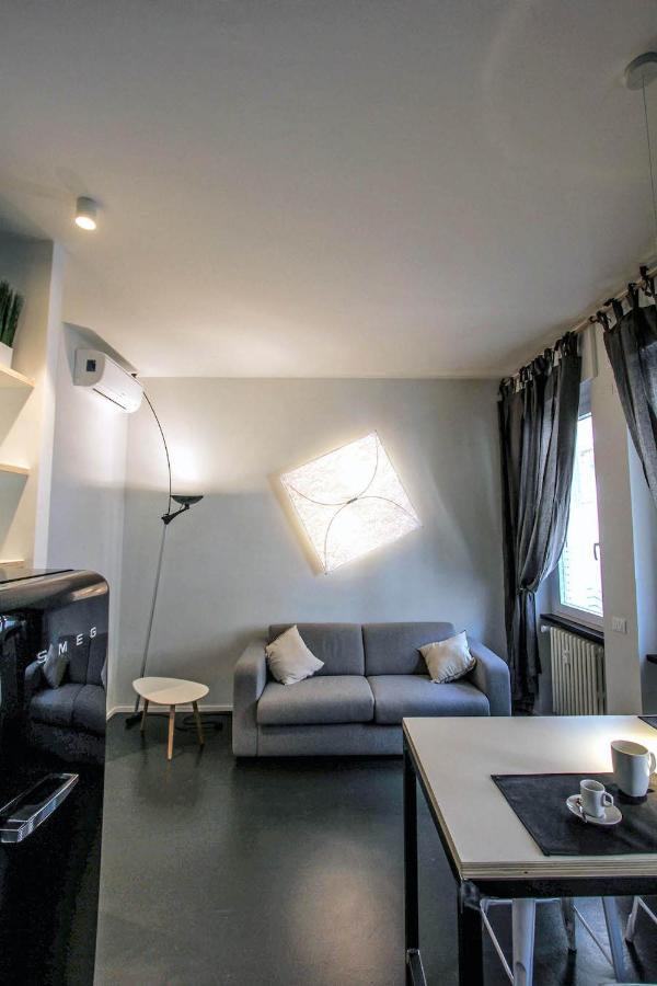 Appartamento Stylish & Cosy House At Fair Milano Esterno foto