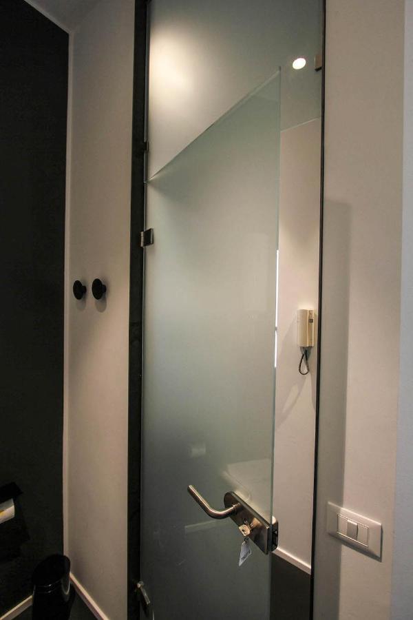Appartamento Stylish & Cosy House At Fair Milano Esterno foto